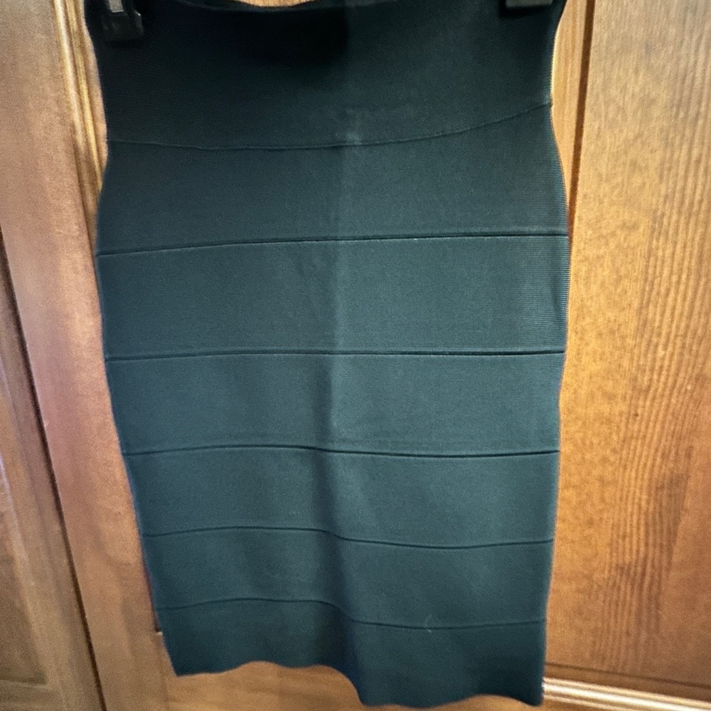 BCBGMaxAzria Black Ribbed Bandage Pencil Skirt for Night Out